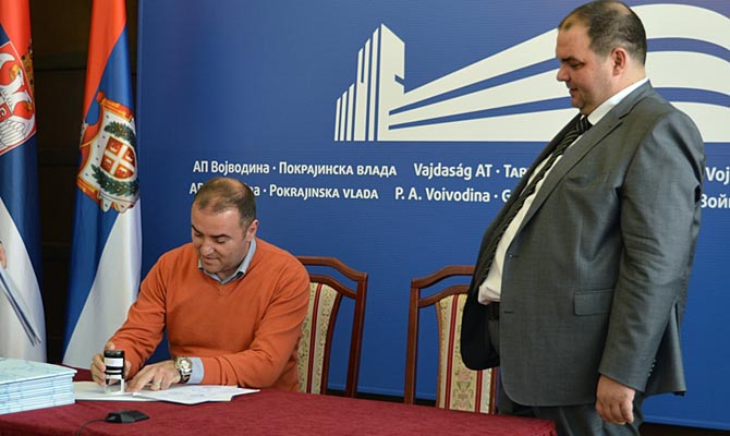 A protkol aláírása